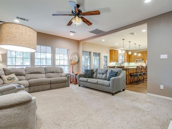 6426  Fannin Drive , Arlington Texas 76001