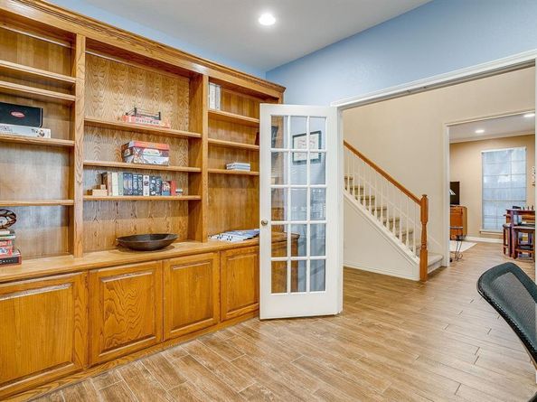6426  Fannin Drive , Arlington Texas 76001