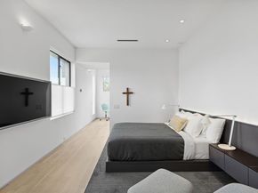 5231  Manett Street , Dallas Texas 75206