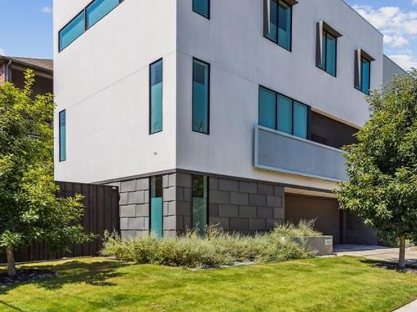 5231  Manett Street , Dallas Texas 75206