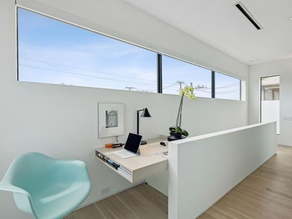 5231  Manett Street , Dallas Texas 75206