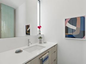 5231  Manett Street , Dallas Texas 75206