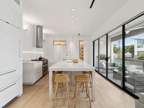 5231  Manett Street , Dallas Texas 75206