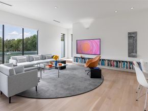 5231  Manett Street , Dallas Texas 75206