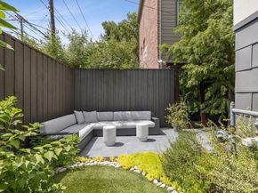 5231  Manett Street , Dallas Texas 75206