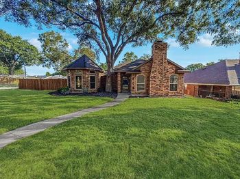 303 E Hillcroft Drive 