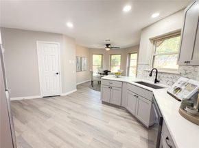 303 E Hillcroft Drive , Duncanville Texas 75137