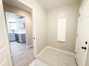 303 E Hillcroft Drive , Duncanville Texas 75137