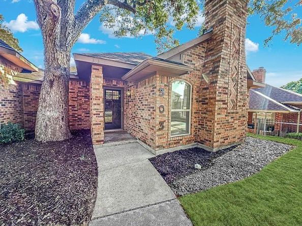 303 E Hillcroft Drive , Duncanville Texas 75137