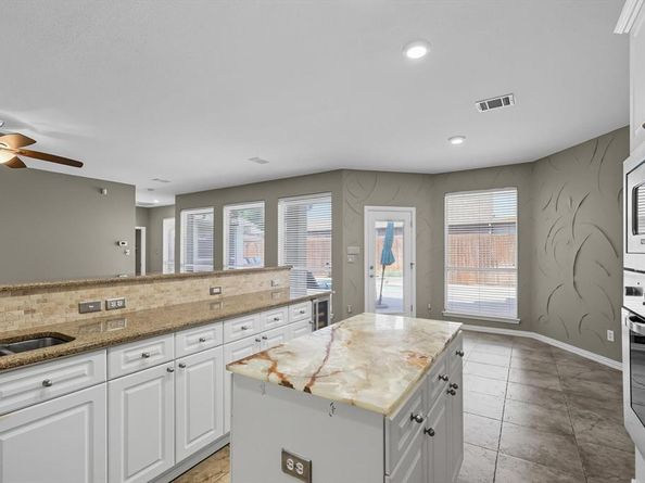 17912  Benchmark Drive , Dallas Texas 75252