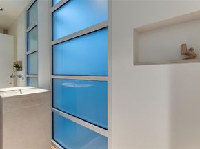 4428 N Versailles Avenue , Highland Park Texas 75205