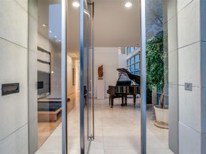 4428 N Versailles Avenue , Highland Park Texas 75205