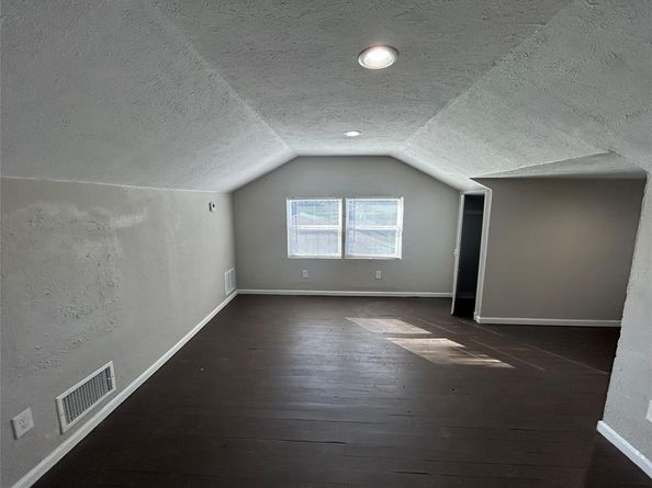 1922  Maryland Avenue , Dallas Texas 75216