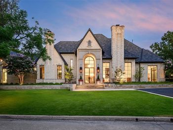 9  Robledo Drive 