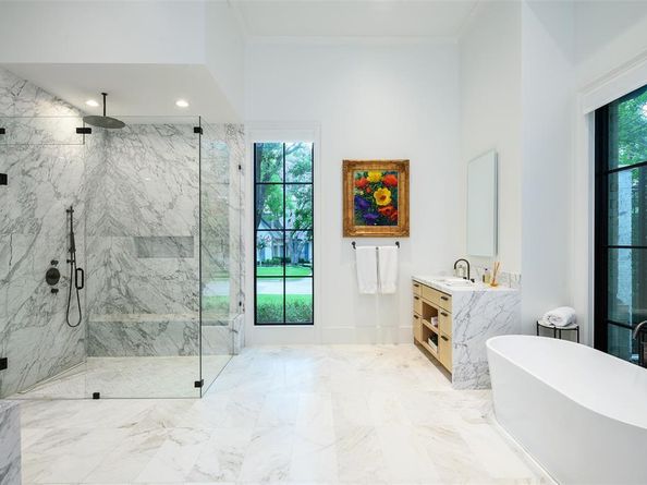 9  Robledo Drive , Dallas Texas 75230