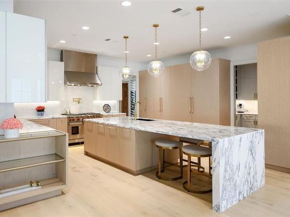 9  Robledo Drive , Dallas Texas 75230