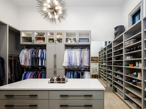 9  Robledo Drive , Dallas Texas 75230