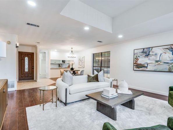 2731  Fairway Park Street , Grand Prairie Texas 75050