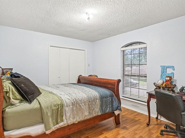 634  Rickey Canyon Avenue , DeSoto Texas 75115
