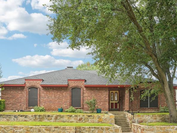 634  Rickey Canyon Avenue , DeSoto Texas 75115