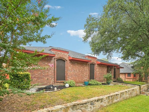 634  Rickey Canyon Avenue , DeSoto Texas 75115