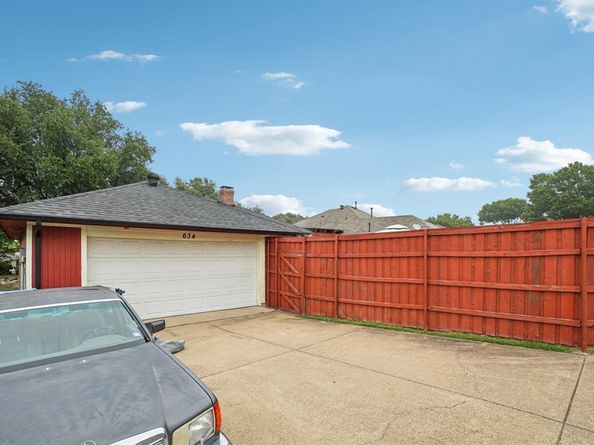634  Rickey Canyon Avenue , DeSoto Texas 75115