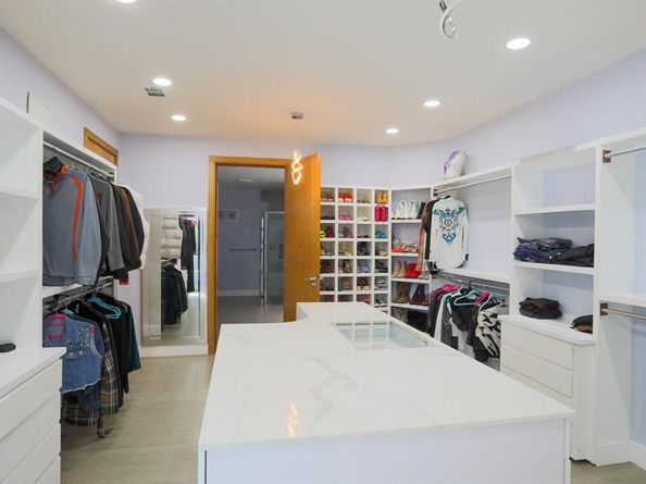 1719  Right Field Court , Cedar Hill Texas 75104