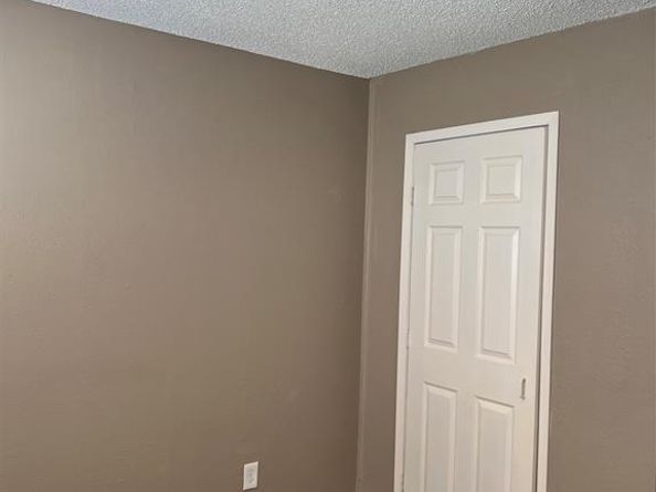 1910  Whiteoak Drive , Garland Texas 75040