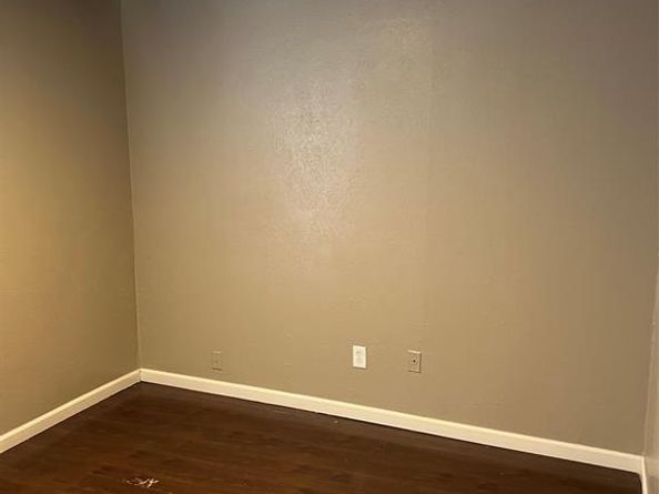 1910  Whiteoak Drive , Garland Texas 75040