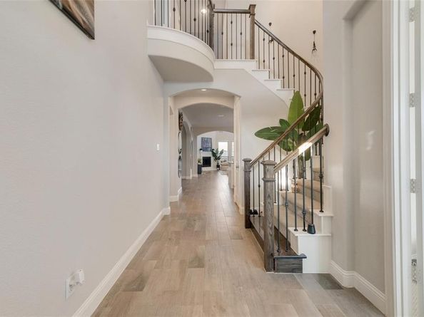 7049  Tree Stand Point , Little Elm Texas 76227