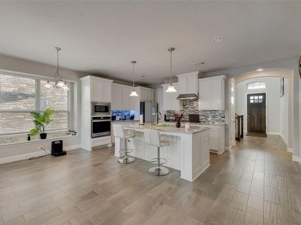 7049  Tree Stand Point , Little Elm Texas 76227