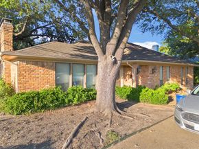 5805  Meaders Lane , Dallas Texas 75230