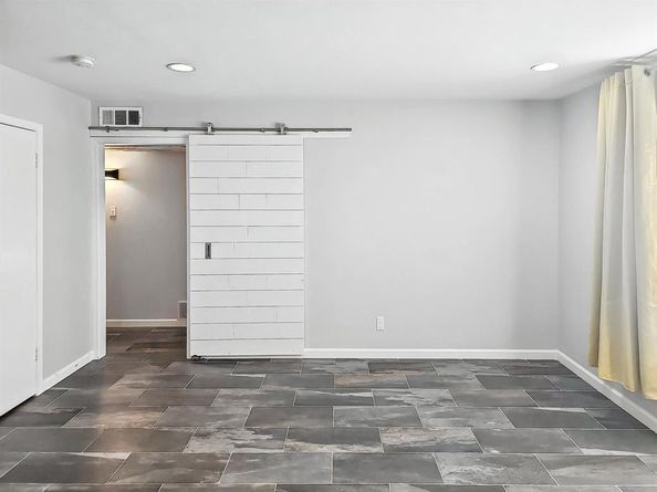 7925  Royal Lane  112, Dallas Texas 75230