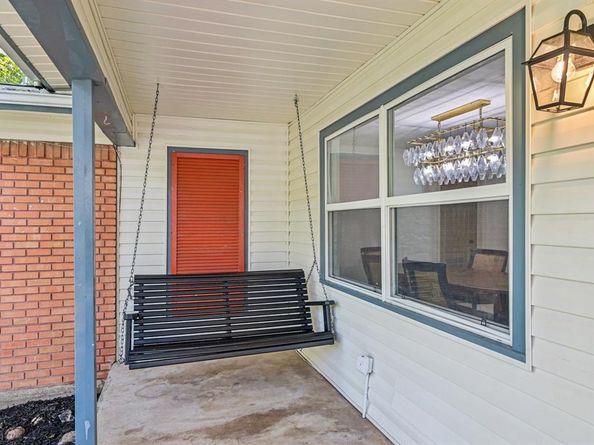 1517  Larkspur Drive , Arlington Texas 76013