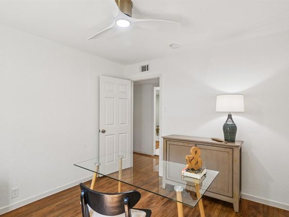 1517  Larkspur Drive , Arlington Texas 76013