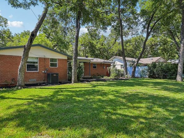 1517  Larkspur Drive , Arlington Texas 76013