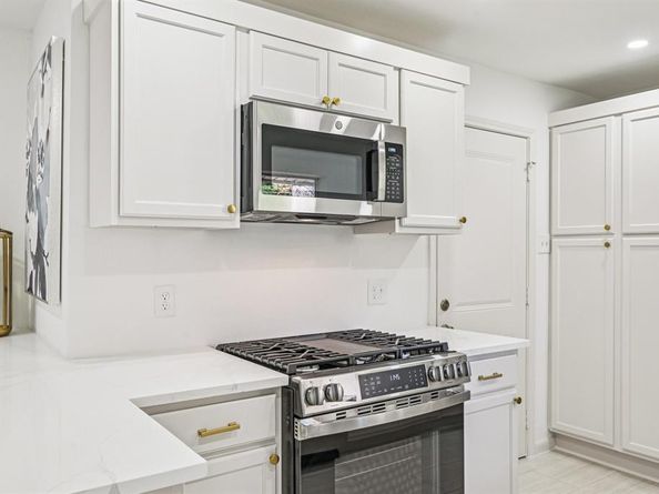 1517  Larkspur Drive , Arlington Texas 76013