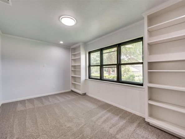 2417  Highland Road , Dallas Texas 75228