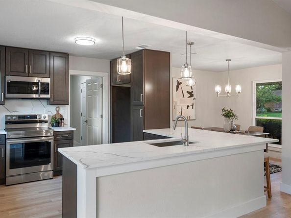 2003  Sam Houston Boulevard , Carrollton Texas 75006