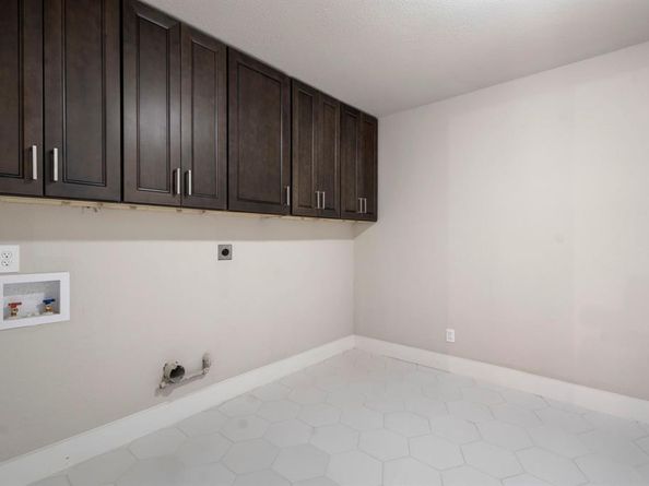 2003  Sam Houston Boulevard , Carrollton Texas 75006