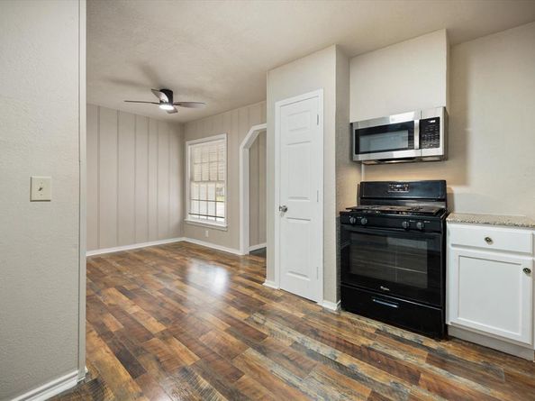 3837  Earl Street , Fort Worth Texas 76111