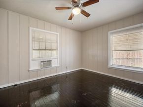 3837  Earl Street , Fort Worth Texas 76111