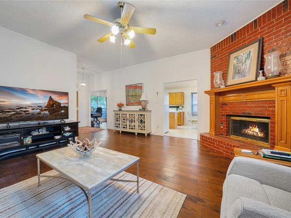 818  Sterling Court , Allen Texas 75002