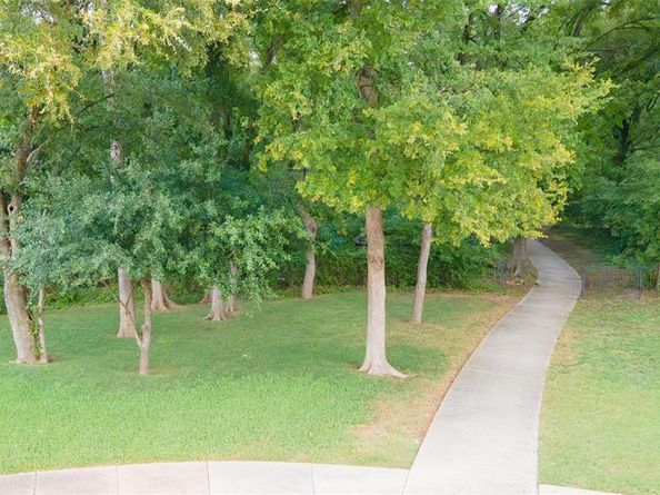 818  Sterling Court , Allen Texas 75002