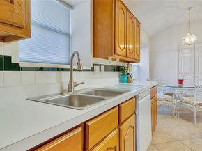 818  Sterling Court , Allen Texas 75002