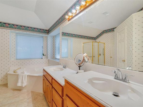818  Sterling Court , Allen Texas 75002