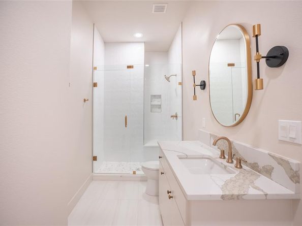 4728  Villa Terrace , Fort Worth Texas 76116