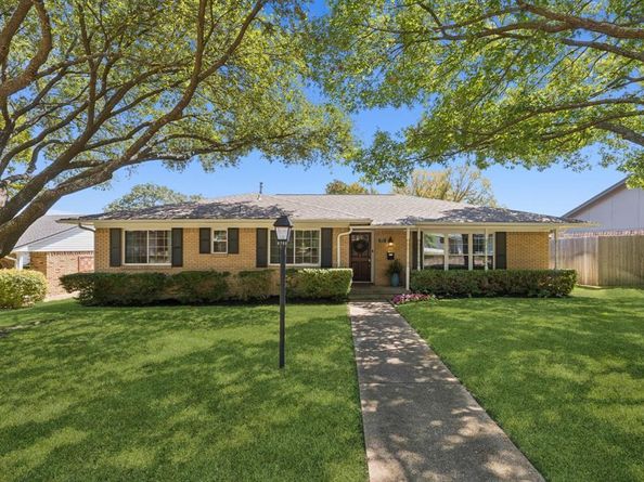 9750  Parkford Drive , Dallas Texas 75238