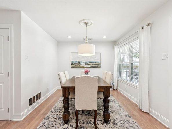 9750  Parkford Drive , Dallas Texas 75238