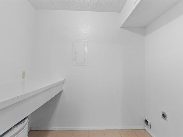 12482  Abrams Road  1301, Dallas Texas 75243
